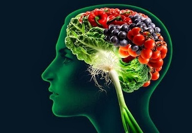 5 Makanan dan Minuman yang Bisa Tingkatkan Konsentrasi Saat Bekerja