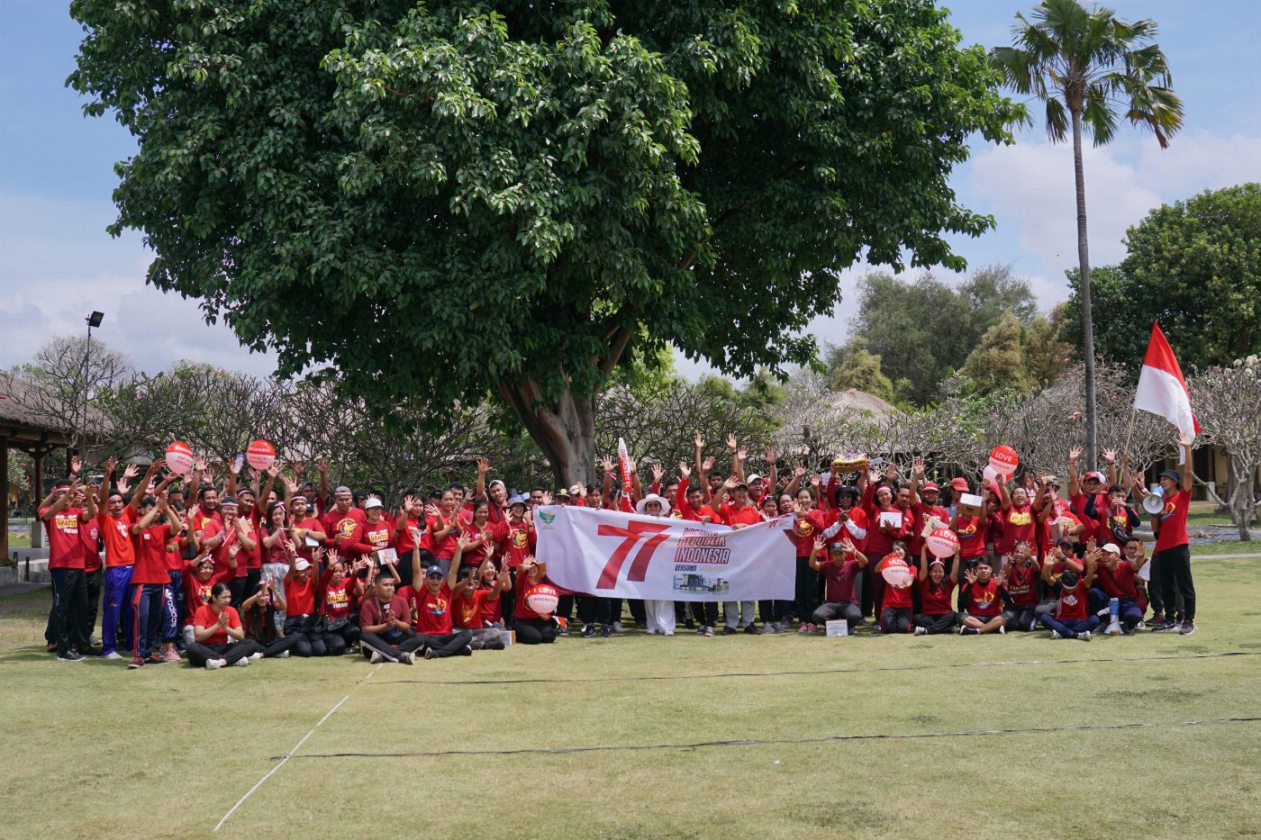 Kebersamaan Keluarga Besar Varash Group