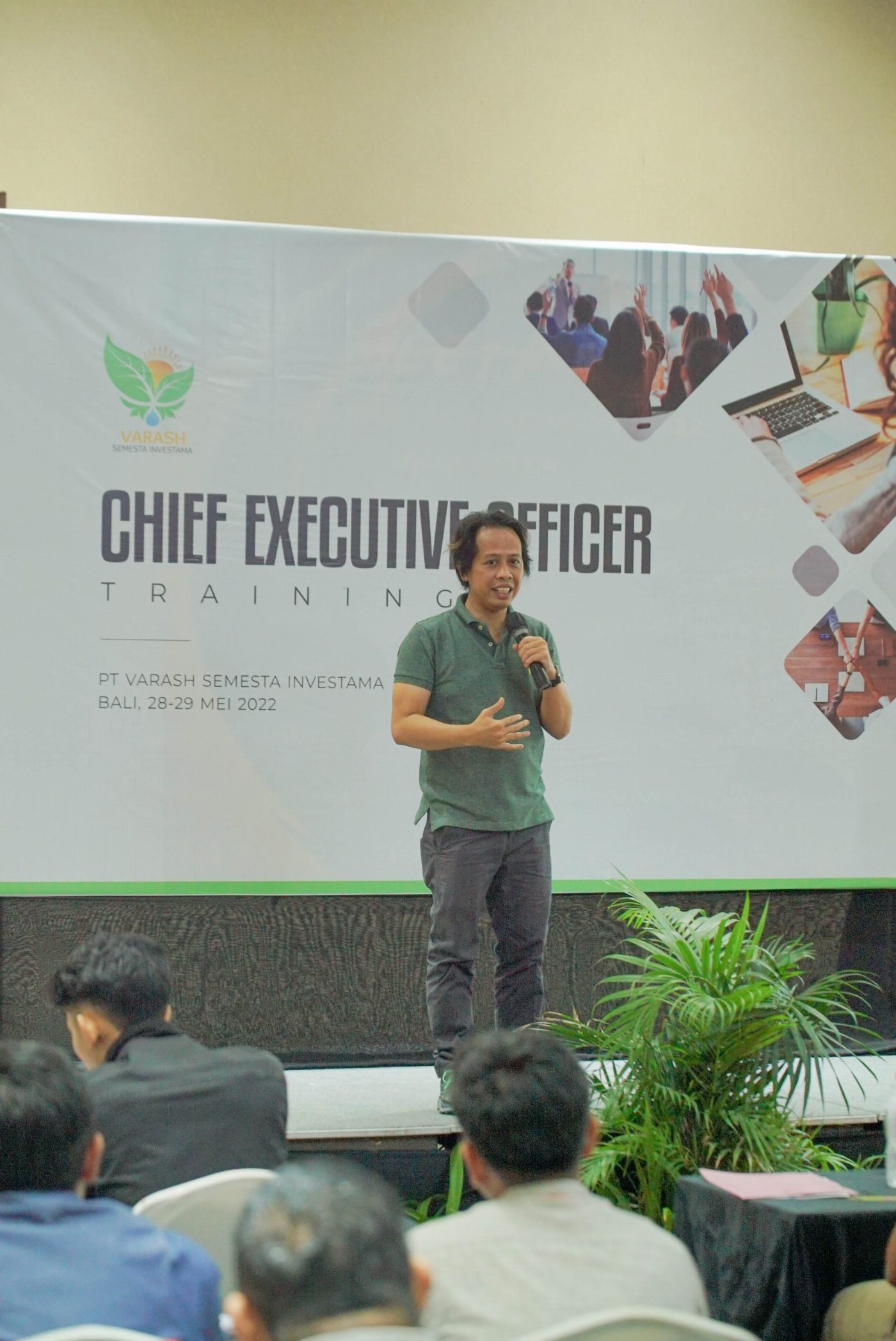 Kebersamaan Keluarga Besar Varash Group