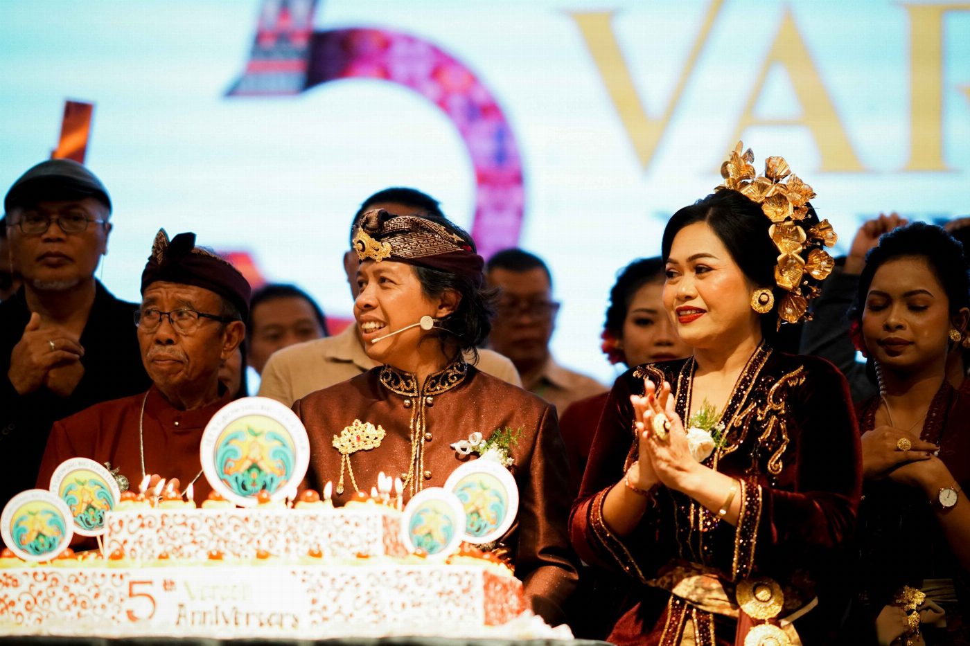 Kebersamaan Keluarga Besar Varash Group