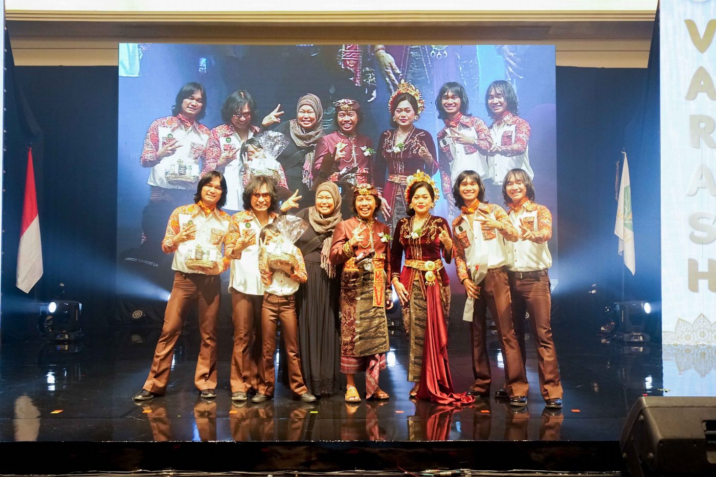 Kebersamaan Keluarga Besar Varash Group